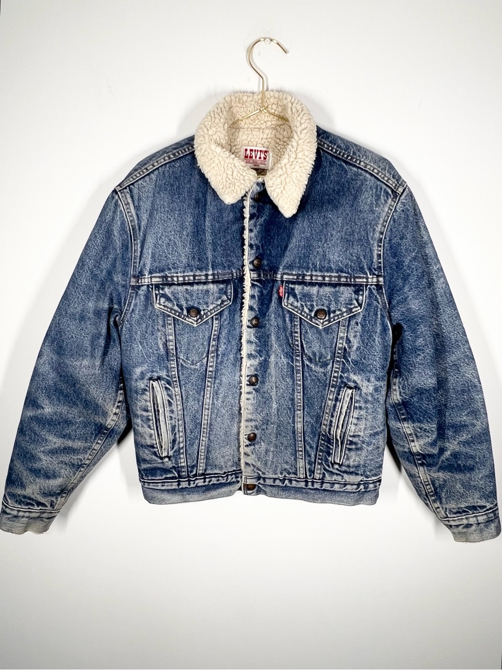 VTG Levi’s Denim Trucker Jacket Sherpa Lined Elbow Patches 38R